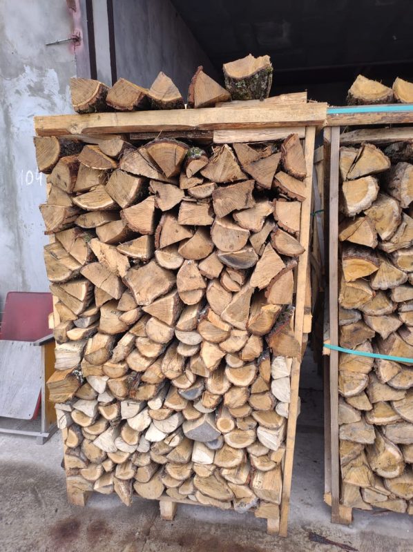 FIRE WOOD FOR FIREPLACES BEECH 