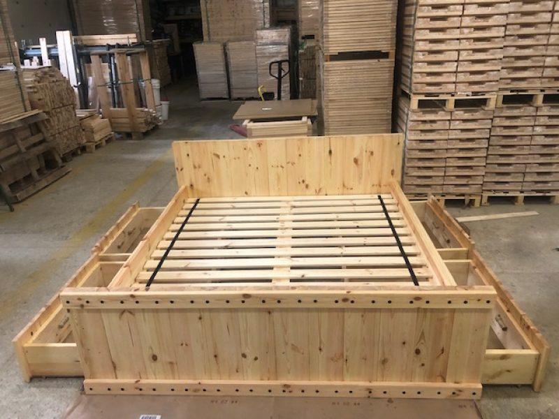 WOODEN BEDS 