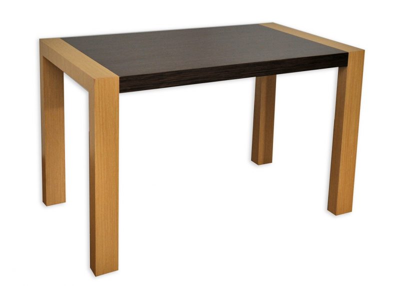 WOODEN TABLES