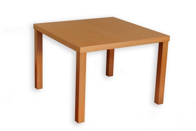 WOODEN TABLES