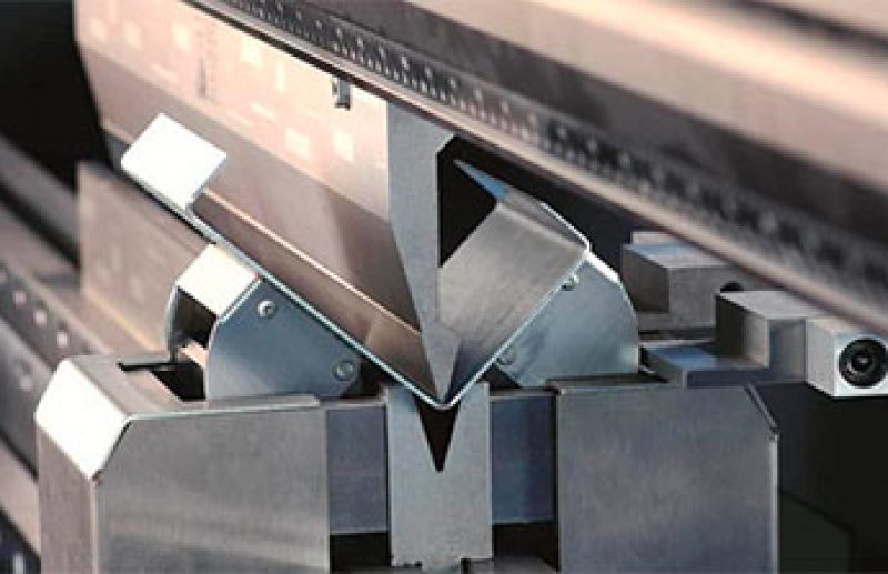 TAILOR-MADE METAL ELEMENTS