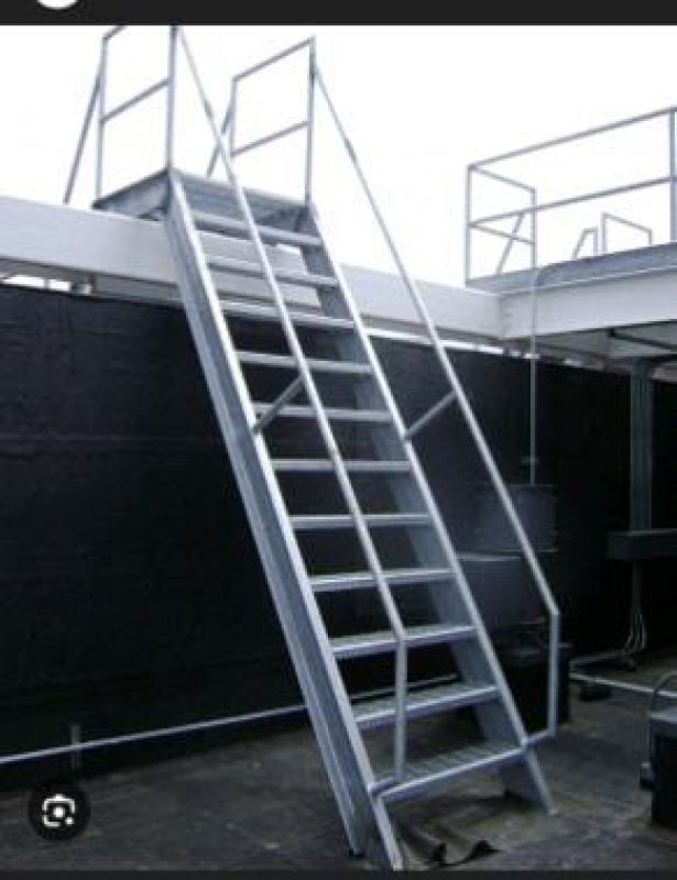 STEEL STRUCTURES 