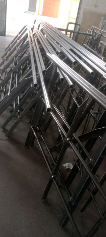 STEEL STRUCTURES 