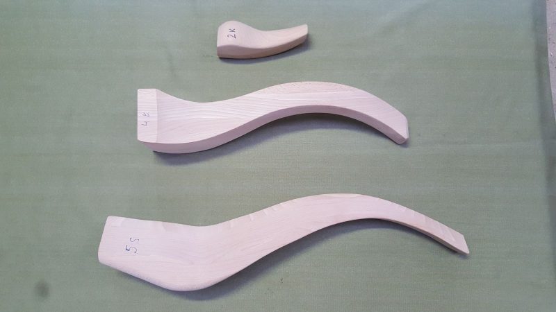 WOODEN TABLE LEGS 