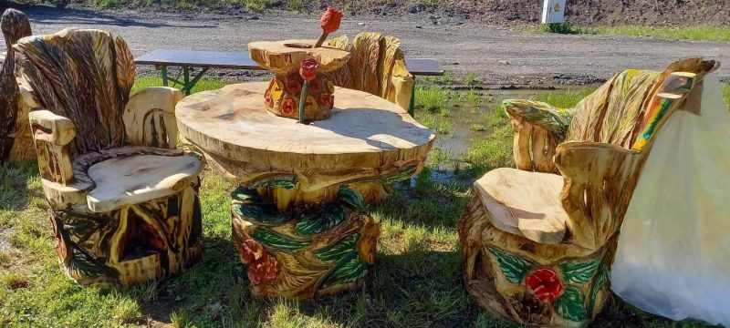 WOODEN GARDEN FURNITURE