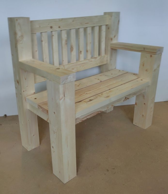 WOODEN GARDEN FURNITURE 