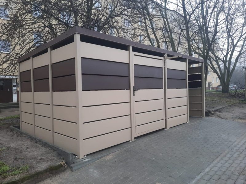 STEEL UMBRELLA ROOFS 