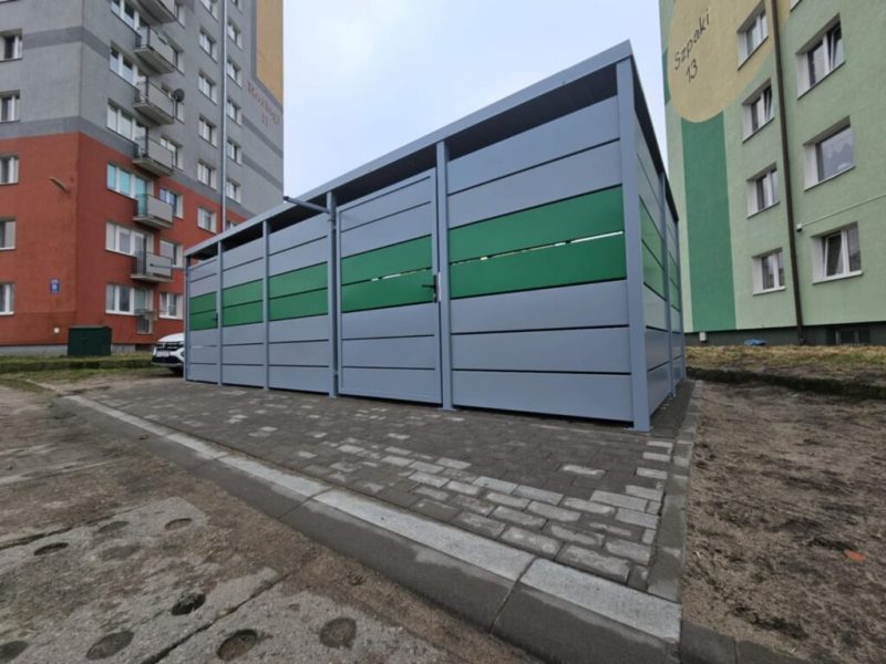 STEEL UMBRELLA ROOFS 