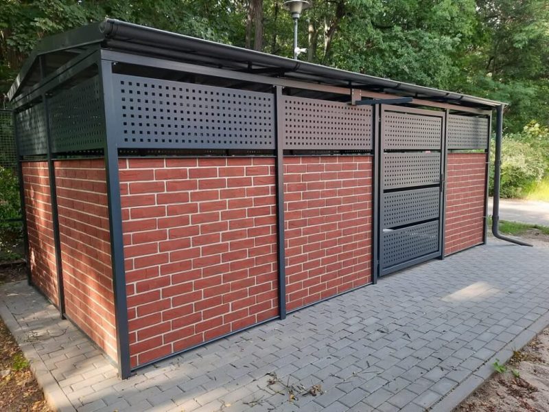 STEEL UMBRELLA ROOFS 