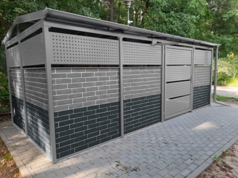 STEEL UMBRELLA ROOFS 