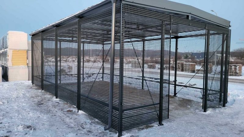 STEEL STRUCTURES FOR ROOFINGS 