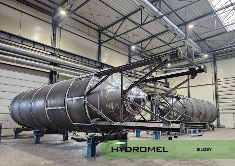 STEEL STRUCTURES OF CONTAINERS 