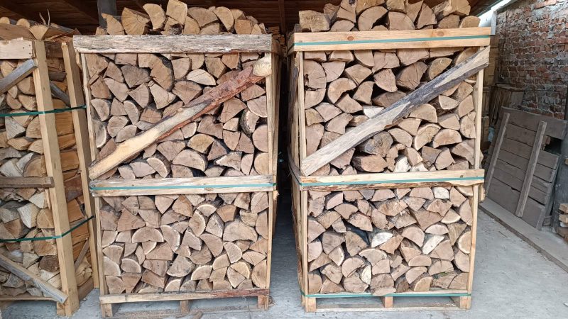 Dry firewood and oak firewood