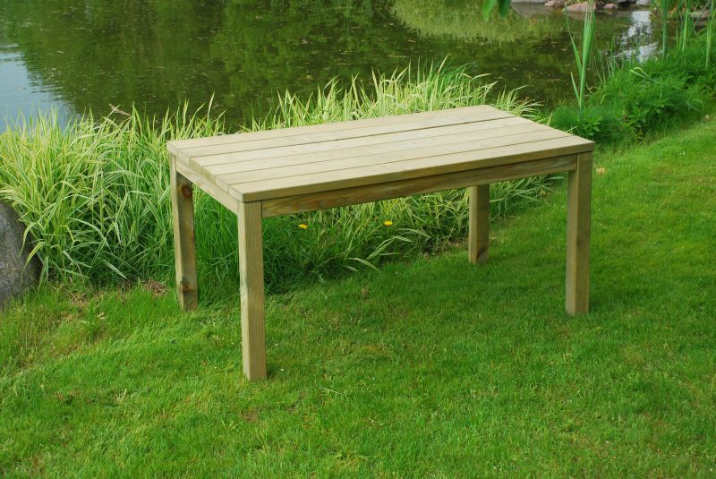 WOODEN GARDEN FURNITURE