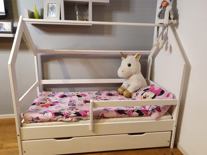 BEDS FOR CHILDREN